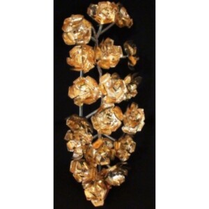 Semanggi Emas Tiga Baris (gold-gilded clovers)